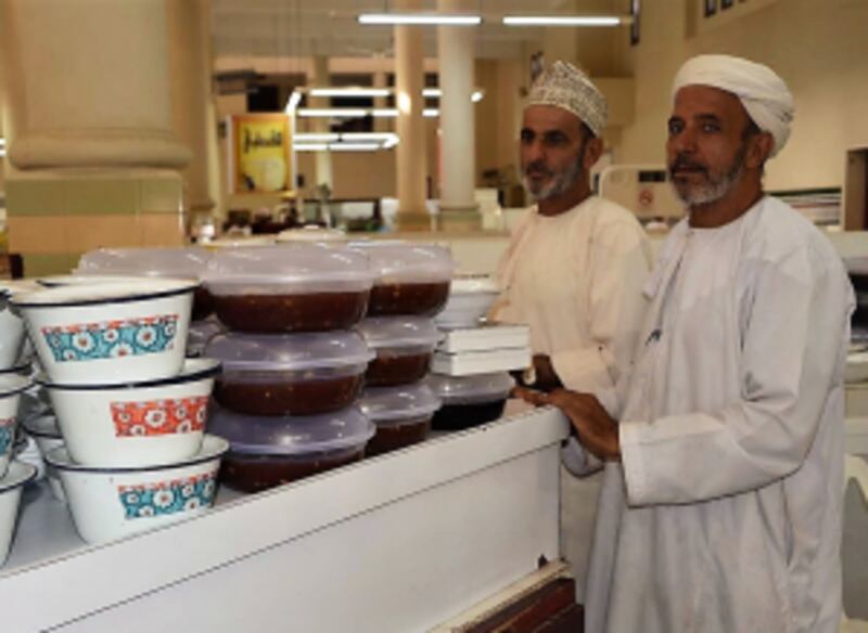 الهبطة أول أفراح العمانيين بعيد الفطر… فماذا تعرف عنها؟