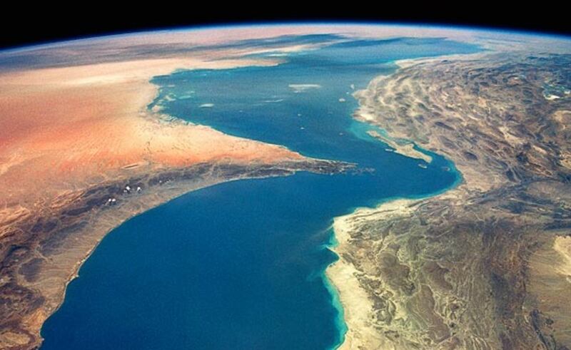 لماذا سُمي مضيق هرمز بهذا الاسم؟