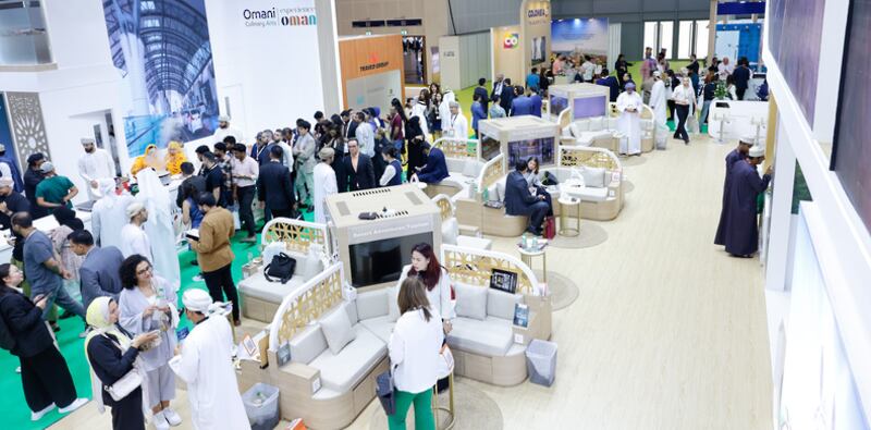 يترأسه وزير التراث والسياحة: وفد عماني كبير يشارك في معرض سوق السفر العربي بدبي