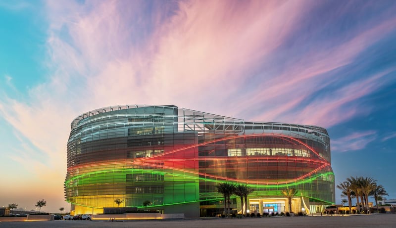 عُمانتل تحقق نموًا في الإيرادات بنسبة 3% لعام 2024م