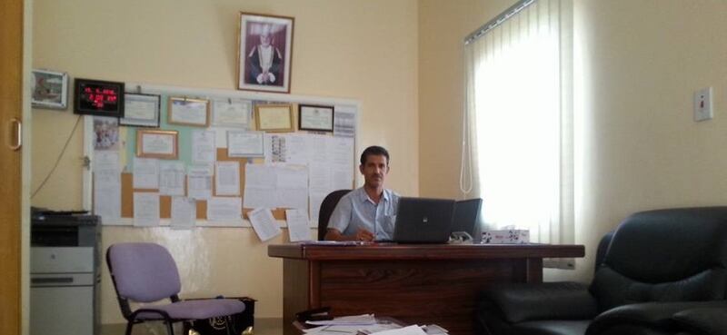 بعد أن عمل معهم لسنوات: معلم وباحث تونسي يسرد لـ “أثير” أبرز انطباعاته عن العمانيين