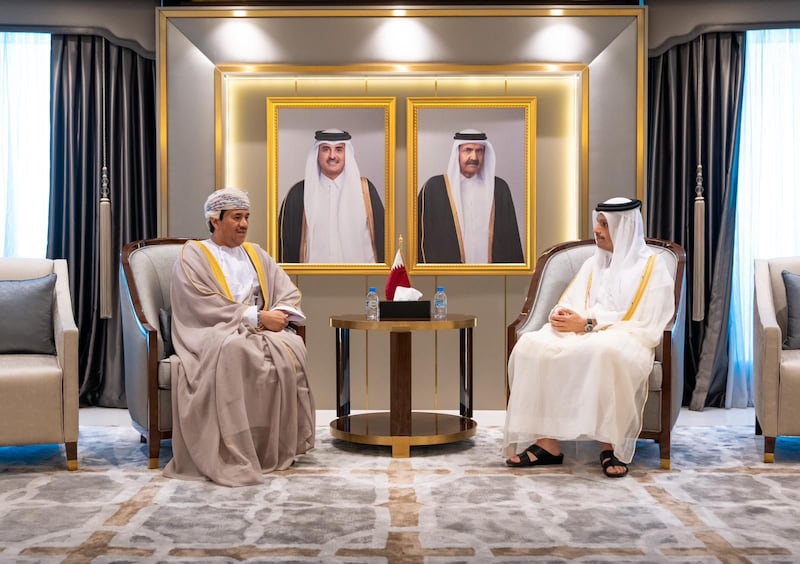 جلالة السلطان يبعث رسالة خطية لأمير قطر