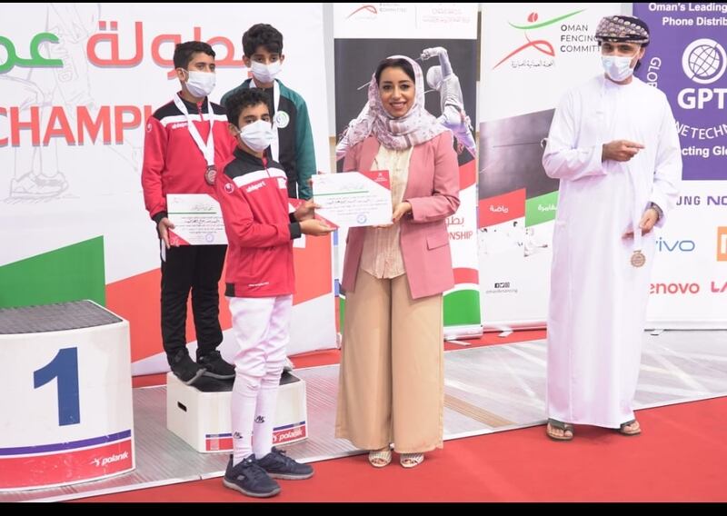 قريات وصلالة يُتوجان ببطولة “عمان” للمبارزة