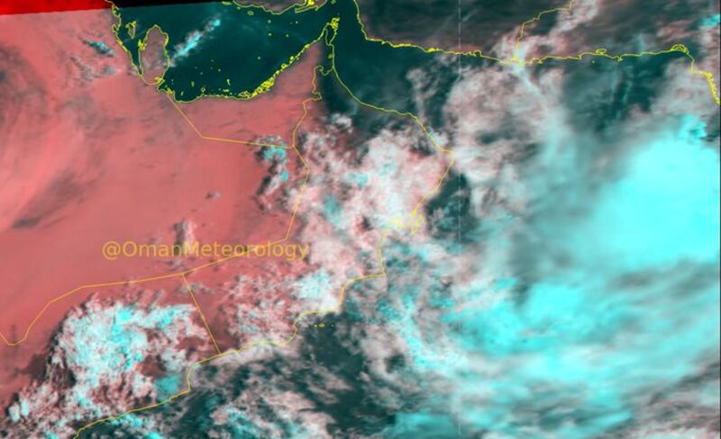 مستجدات الطقس: سحب ركامية على بحر العرب