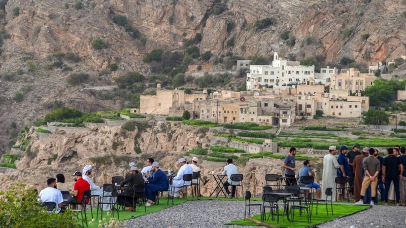 الجبل الأخضر يجذب أكثر من 200 ألف زائر
