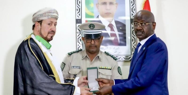 وسام “كوماندور” لسفيرنا في موريتانيا