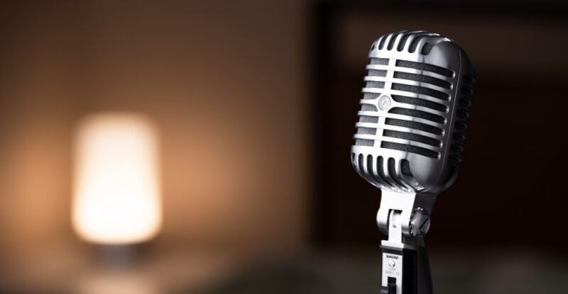 شاعر عماني ثانيًا في مسابقة عربية للتحدث بطلاقة