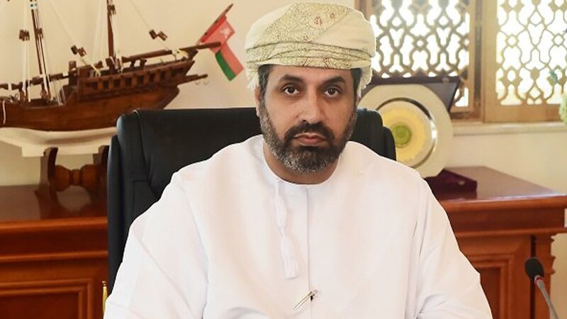 تعديل منحة انتهاء الخدمة لغير العمانيين