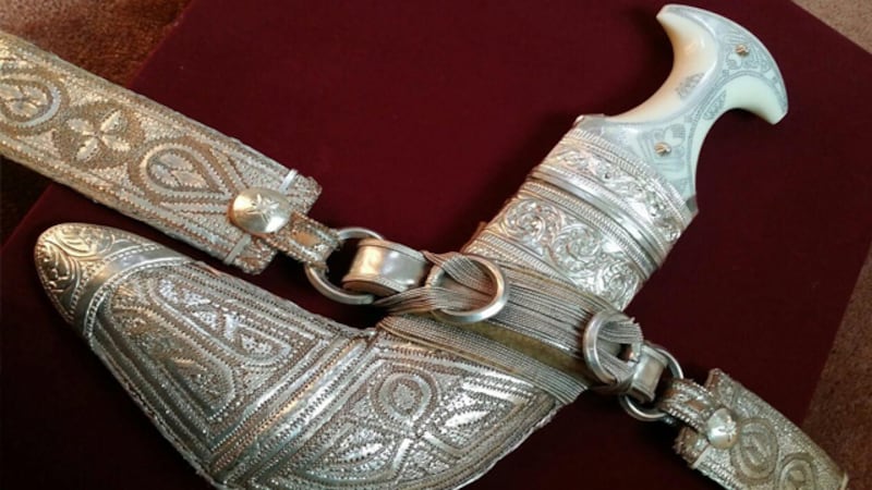 قرار جديد بتحديث المواصفة القياسية للخنجر العُماني وتحديد تصنيفاته