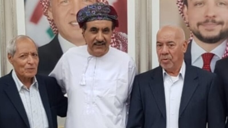 التربوي الأردني عبد الكريم الطراونة يسترجع عبر “أثير” 30 سنة أمضاها في السلك التعليمي العُماني
