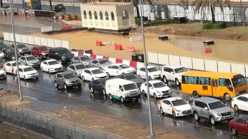 بلدية مسقط توضح حول التجمعات المائية بالخوير