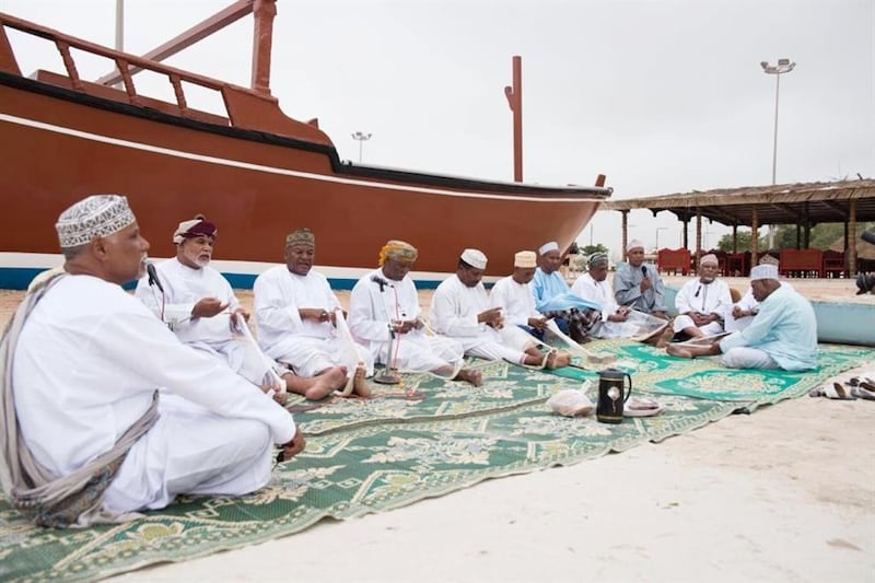 ماذا تعرف عن صناعة شباك الصيد؟