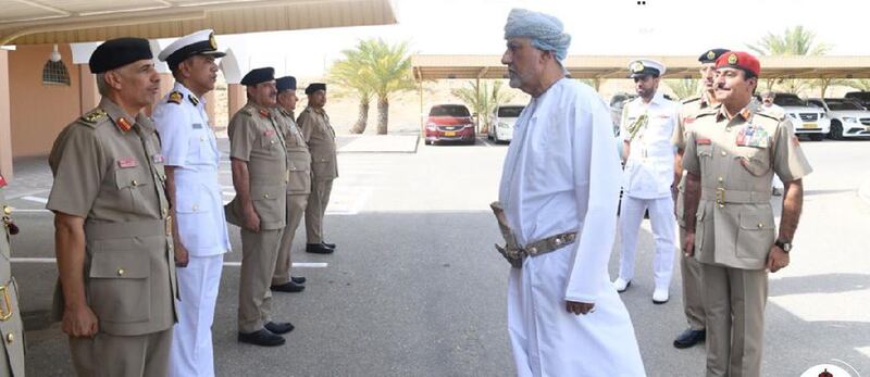 سمو السيد شهاب يزور الخدمات الطبية للقوات المسلحة