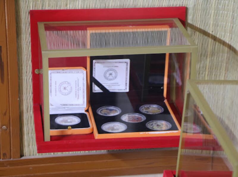 عشق تجميع العملات وأسس متحفًا لها؛ فهل تريد زيارته؟