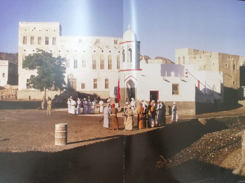 يصلي فيه السلطان وأسرته ورجال الدولة: ماذا تعرف عن “مسجد الشهداء”؟