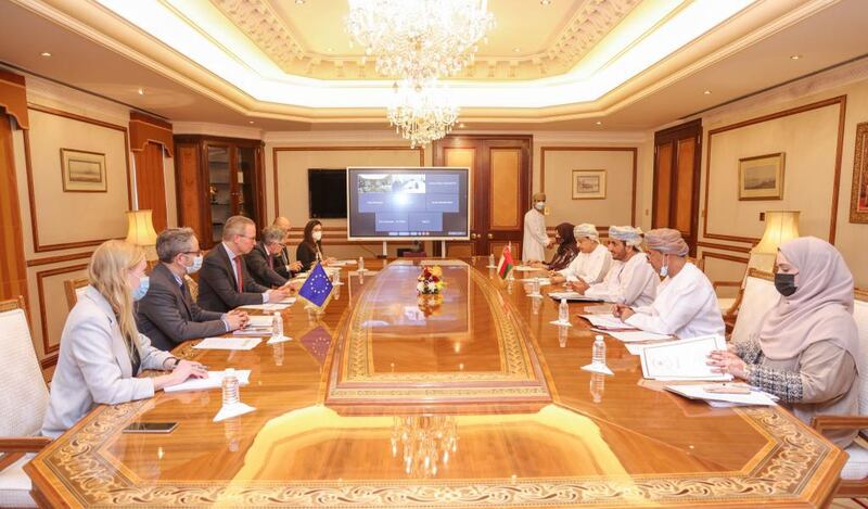 اجتماع بين سلطنة عمان ومسؤولين من الاتحاد الأوروبي