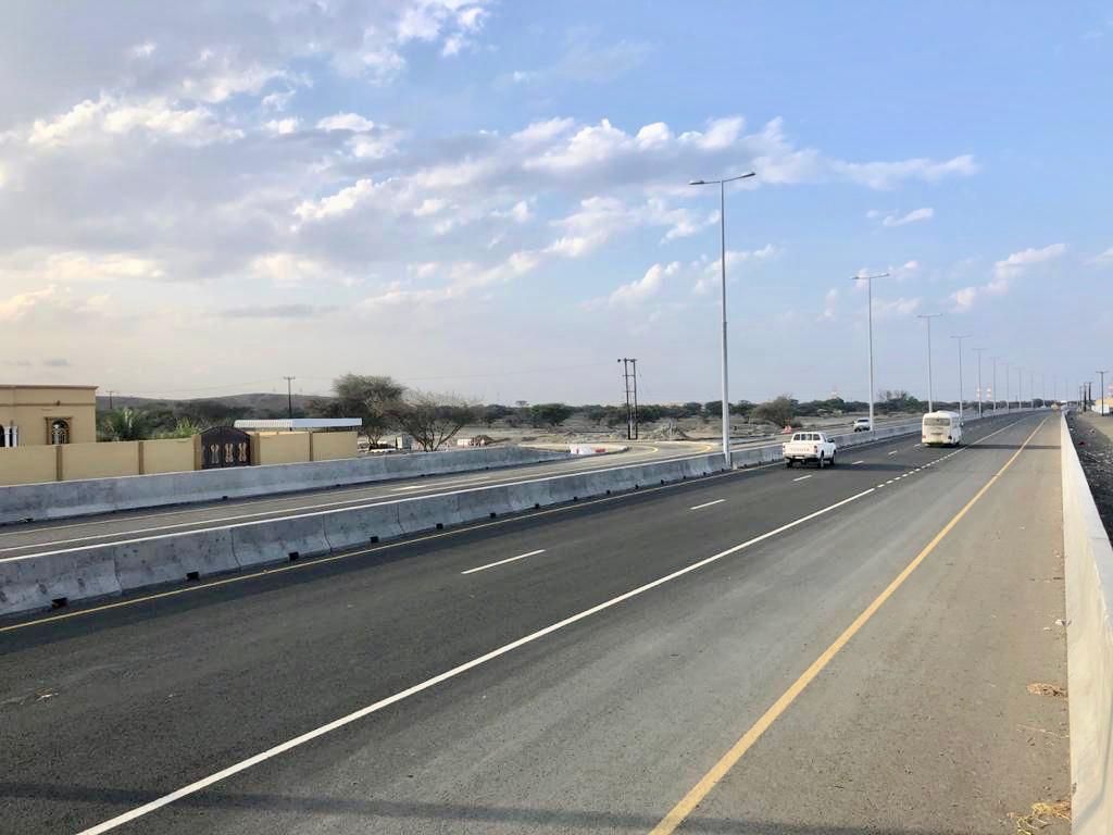 افتتاح ازدواجية وصلة جديدة في طريق الباطنة السريع