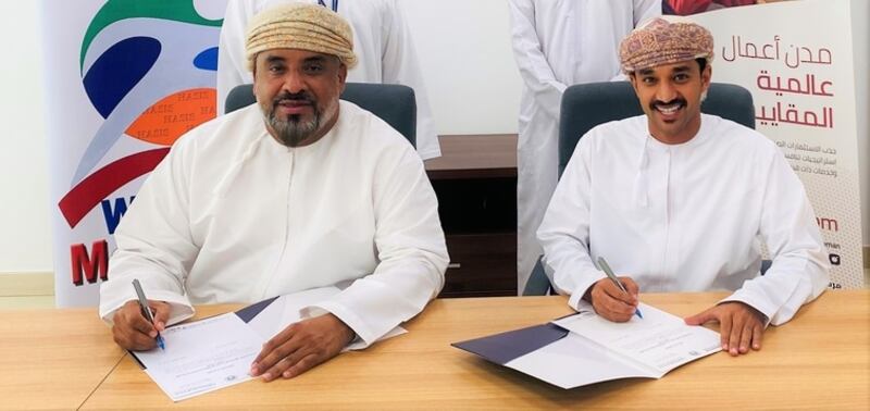 عقود توفّر حوالي 80 فرصة عمل للعُمانيين في صور