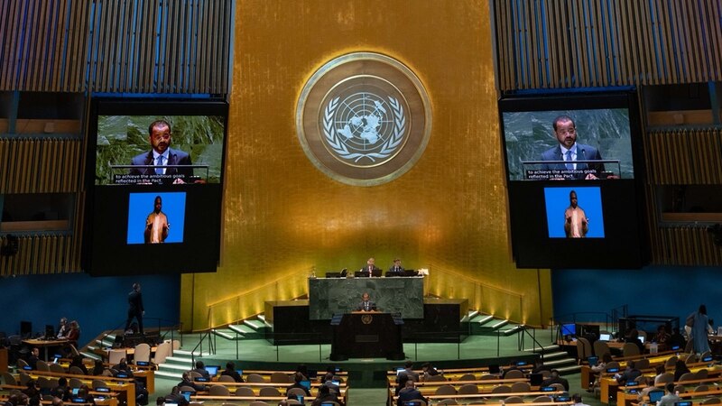 السيد بدر البوسعيدي: المشروع الصهيوني جعل الشرق الأوسط أقل أمانًا