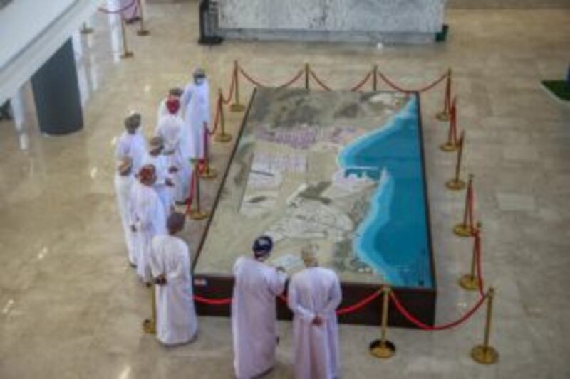 بالصور: مسؤولون في الميدان لتفقد المشاريع والالتقاء بالمواطنين