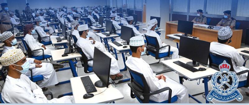 كوادر جديدة تنظم لشرطة عمان السلطانية والتوظيف متواصل على دفعات