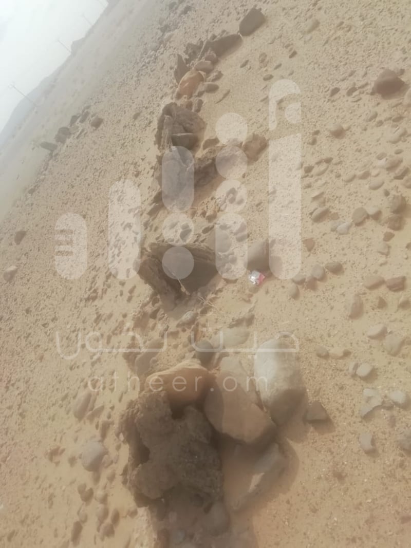 بالصور: مقابر في السلطنة لأناسٍ قيل بأنهم “خُسِف بهم”..وللعلم رأيٌ آخر