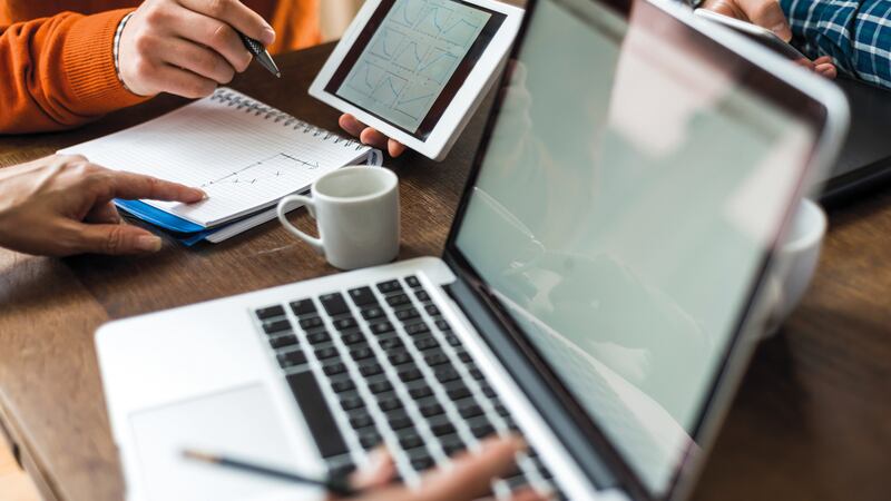 التعلم عن بعد: بوابة الاستمرار لعملية التعليم والتعلم لمواجهة كوفيد19