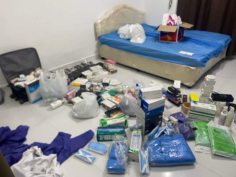 الإطاحة بشبكة تقوم بعمليات تجميلية غير مرخصة