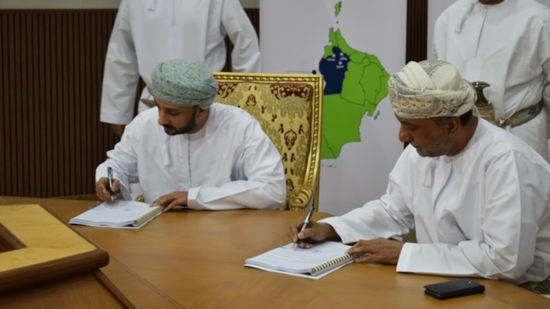 4 اتفاقيات لطرق بأكثر من مليوني ريال