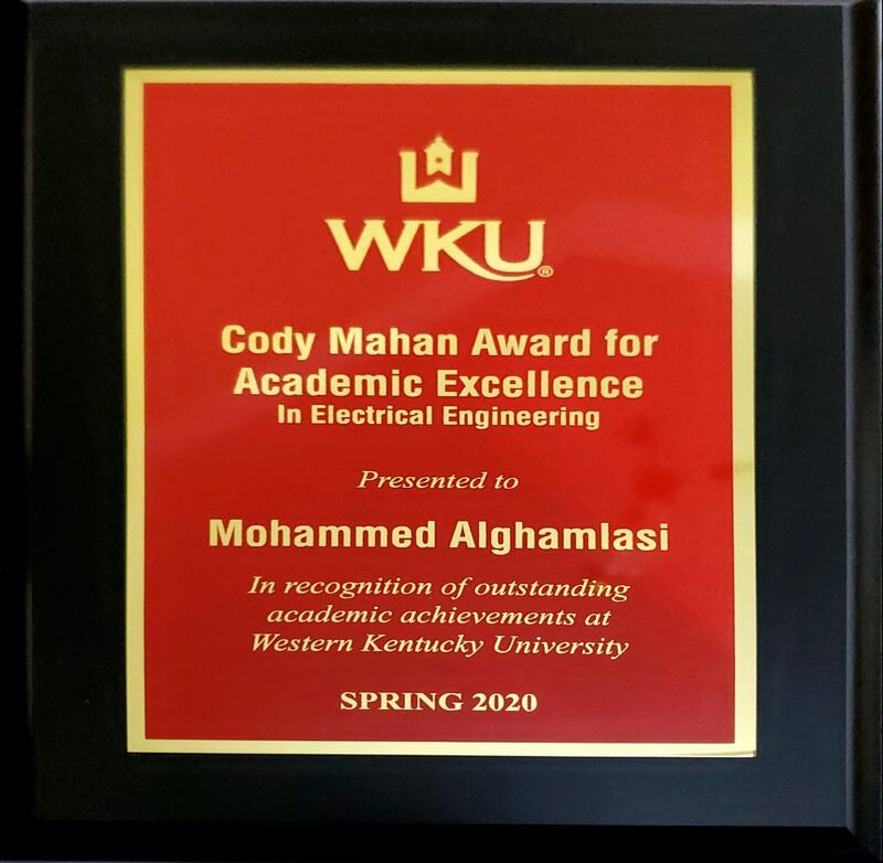 شاب عماني مبتعث يحصل على جائزة من جامعة أمريكية