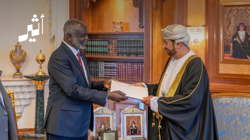 جلالة السلطان يتلقى رسالة خطية من رئيس مجلس السيادة الانتقالي بالسودان