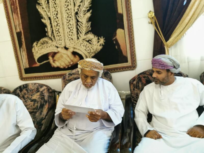 روى مواقف ومشاهد مع السلطان قابوس: أحد رجالات السبعين يفتح مذكراته لـ “أثير”