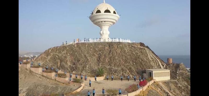 سعادة السفير الهندي يكتب: مهرجان اليوغا في سلطنة عمان يشق طريقًا للصحة والرفاهية العالمية