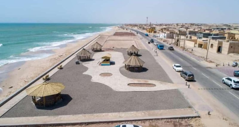 بالصور: مواطنون يتعاونون مع البلدية ويُطلقون مشروعًا تجميليًا لمنطقتهم