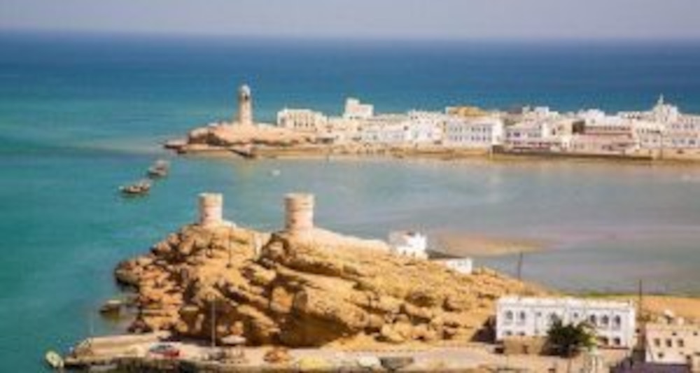 مجلة أمريكية: السلطنة تحمل شيئًا للجميع وزيارتها فرصة ممتعة للسياح