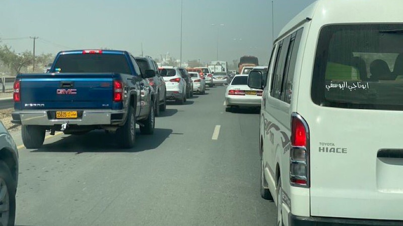 “تنظيم للاتصالات” للمتوجهين إلى الباطنة: استخدموا الشبكة للضرورة فقط