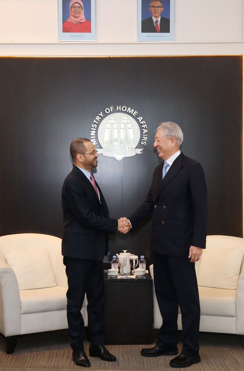 وزير الخارجية يلتقي مسؤولين سنغافوريين