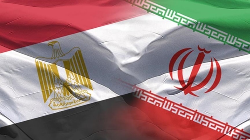 بعد لقاء وفدين منهما في مسقط: إيران ومصر تتباحثان لفتح السفارات ولقاء بين رئيسيهما