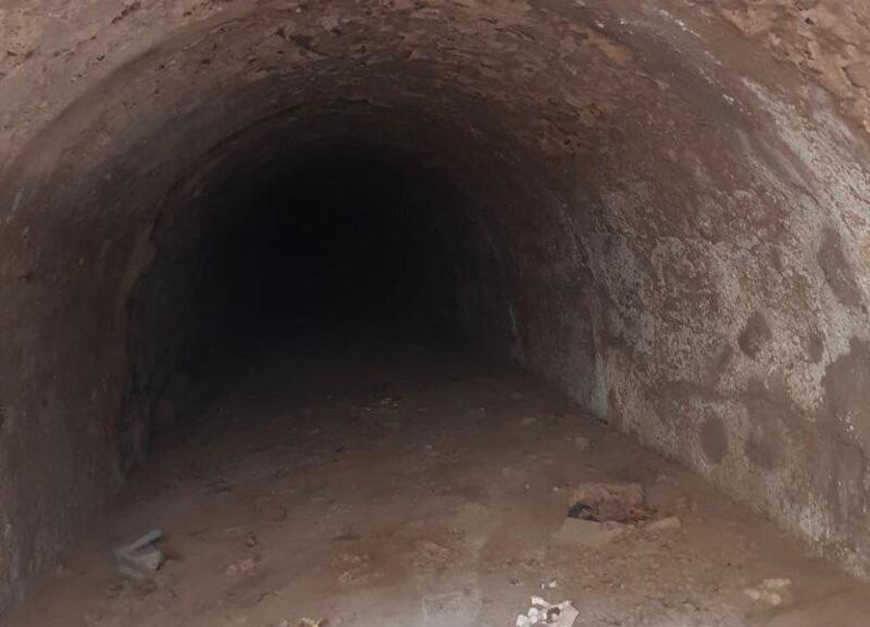 شركة تتسبب في هدم معلم أثري بالرستاق