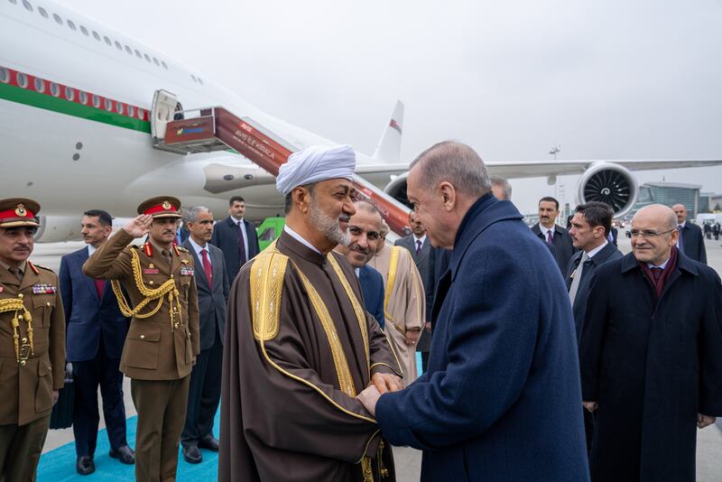 جلالة السلطان المعظم يصل تركيا 