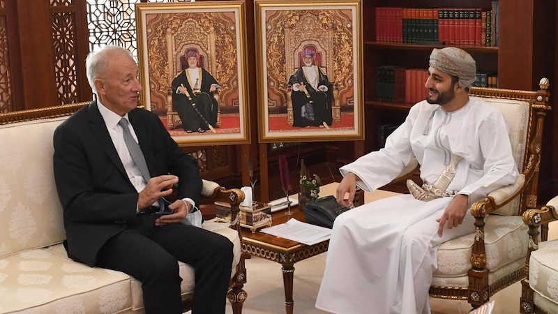 سمو السيد ذي يزن يستقبل سفير المجر