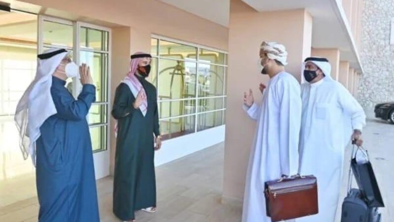 مسؤول بحريني يؤكد على عمق العلاقات مع سلطنة عمان