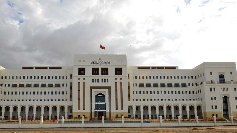 ضبط عمّال مخالفين للقانون