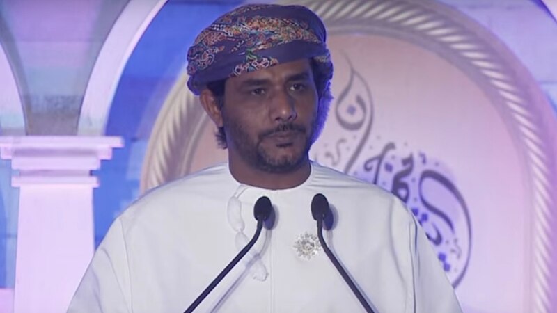 محمد قراطاس يكتب: “المرأة العمانية”