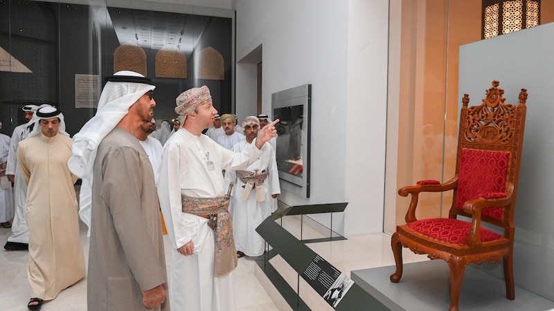 سمو الشيخ محمد بن زايد يزور المتحف الوطني
