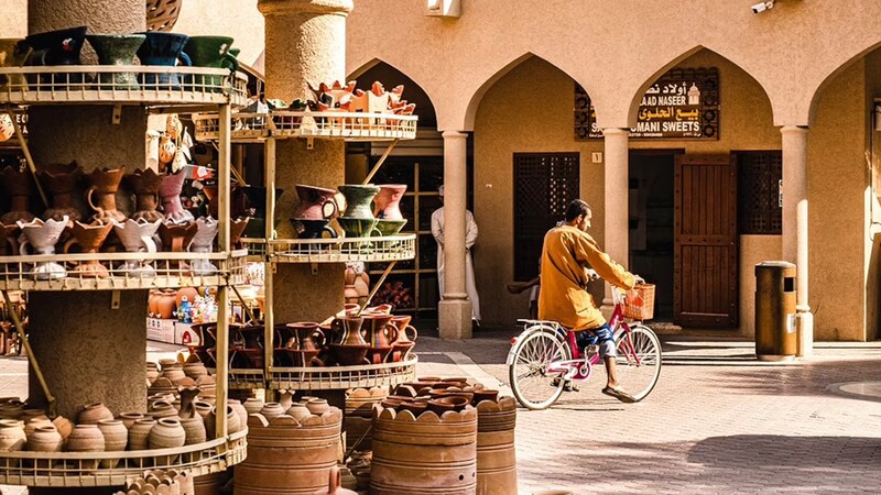 ناشيونال جيوغرافيك الأمريكية تنشر تقريرًا مصورًا عن المعالم السياحية بالداخلية