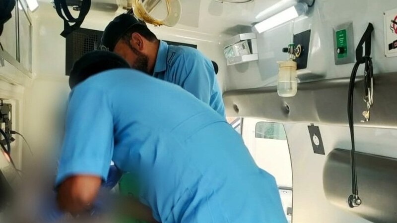 سقوط مواطن من أعلى جبل في صحار