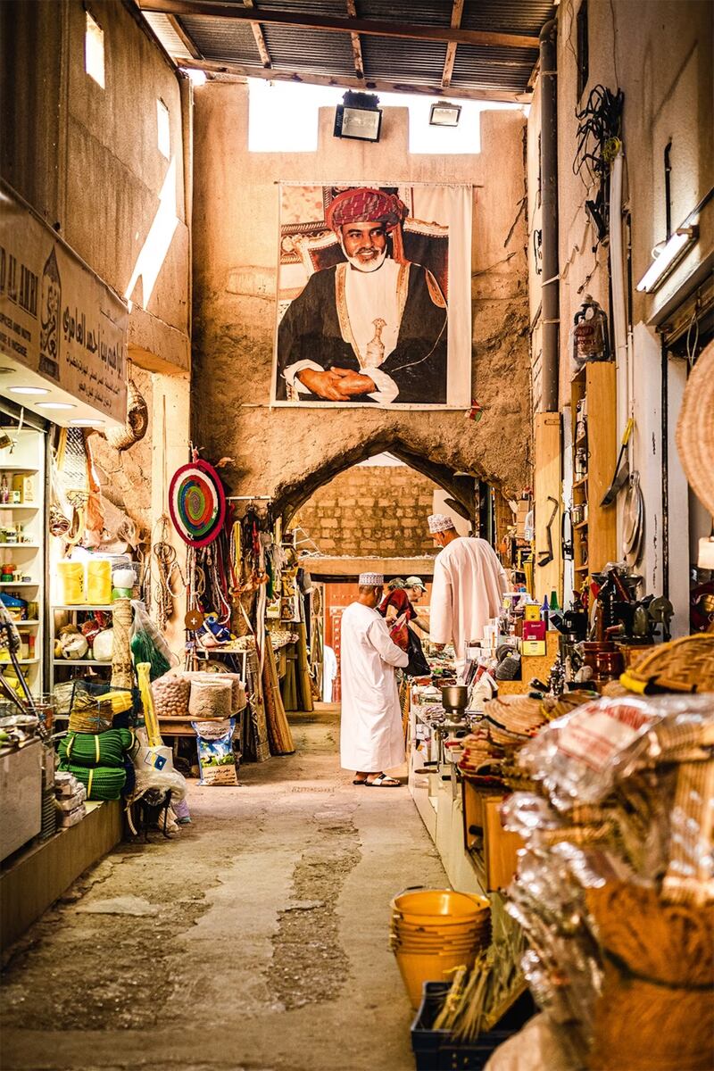 ناشيونال جيوغرافيك الأمريكية تنشر تقريرًا مصورًا عن المعالم السياحية بالداخلية