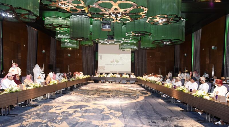 من الوصول حتى المغادرة: أبرز ما تم في زيارة الوفد السعودي للسلطنة