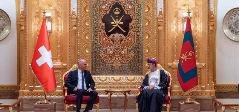 منها التأكيد على الحوار في حل النزاعات، بيان عماني سويسري مشترك